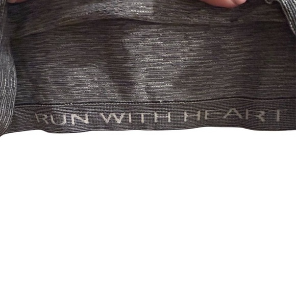 Lululemon Women's Black Swiftly Tech Racerback Tank Top Size 6 - Picture 8 of 10